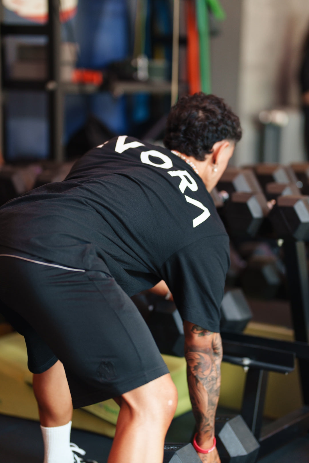 EVORA Oversize Tee – Black Back Logo